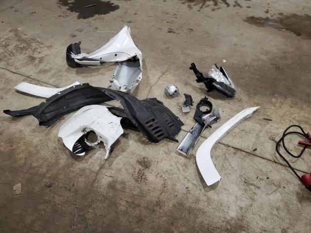 Zdjęcie 12 z aukcji – 2015 TOYOTA 4RUNNER SR z VIN JTEBU5JR2F5232422
