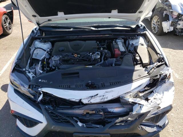 Photo 11 from auction – 2022 TOYOTA CAMRY SE with VIN 4T1G11AK7NU688012