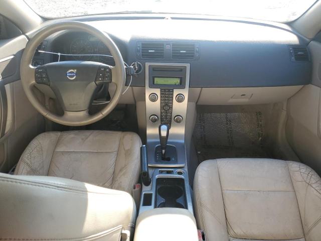 Photo 8 from auction – 2010 VOLVO C70 T5 with VIN YV1672MC8AJ091708