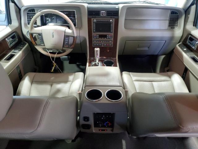 Photo 8 from auction – 2014 LINCOLN NAVIGATOR with VIN 5LMJJ2H59EEL04492