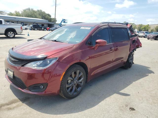 CHRYSLER PACIFICA T 2018 with VIN 2C4RC1FG2JR197981 - Photo from auction