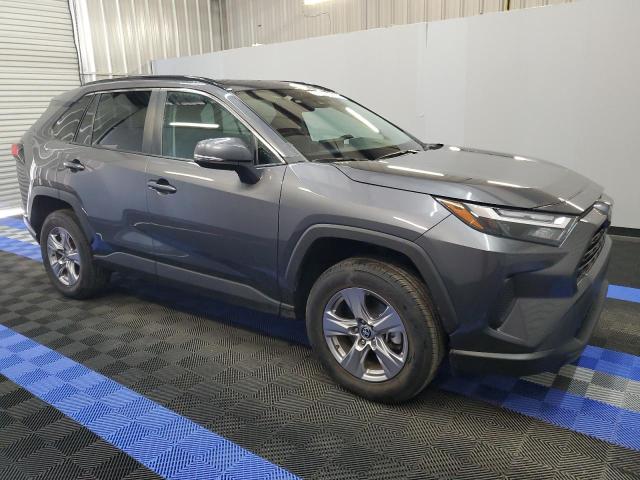 Photo 4 from auction – 2022 TOYOTA RAV4 XLE with VIN 2T3W1RFV9NC185488