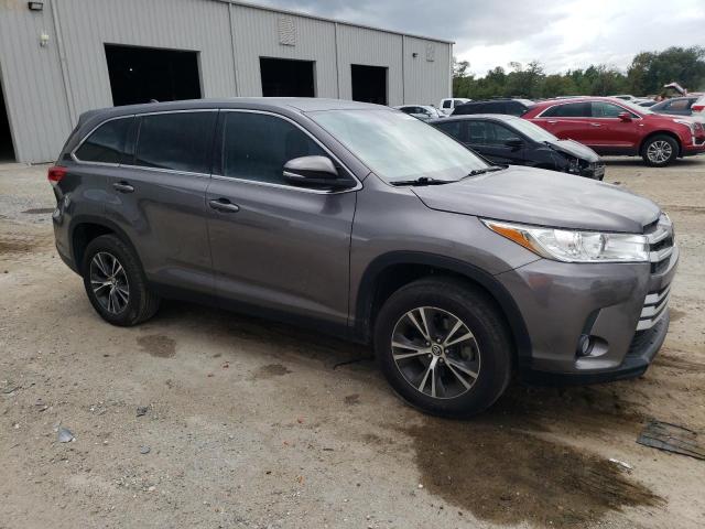 Photo 4 from auction – 2019 TOYOTA HIGHLANDER with VIN 5TDZZRFH5KS345314