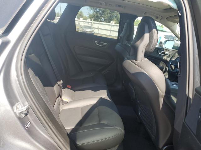 Photo 11 from auction – 2018 VOLVO XC60 T5 MO with VIN YV4102RK5J1014439