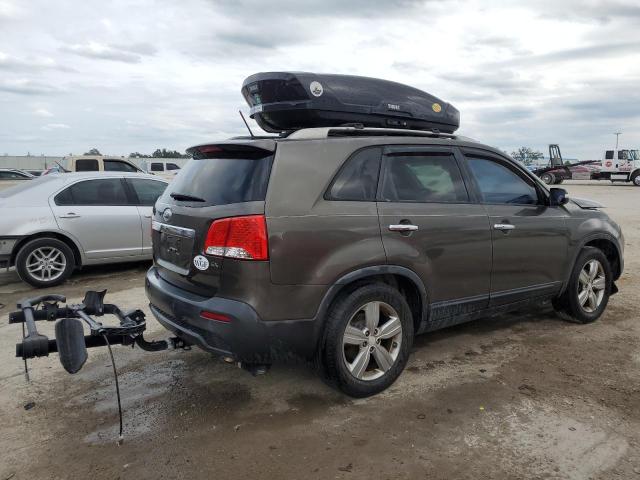 Photo 3 from auction – 2013 KIA SORENTO EX with VIN 5XYKU3A67DG337783