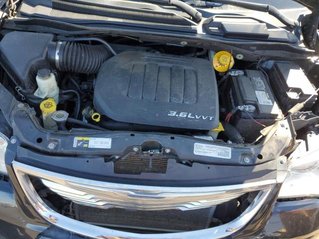 Photo 12 from auction – 2016 CHRYSLER TOWN & COU with VIN 2C4RC1BG6GR166490
