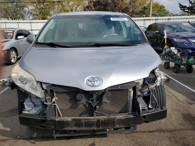 Photo 5 from auction – 2012 TOYOTA SIENNA LE with VIN 5TDKK3DC6CS204974