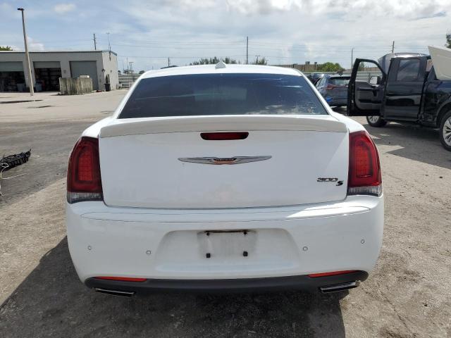 Photo 6 from auction – 2017 CHRYSLER 300 with VIN 2C3CCABT7HH593708