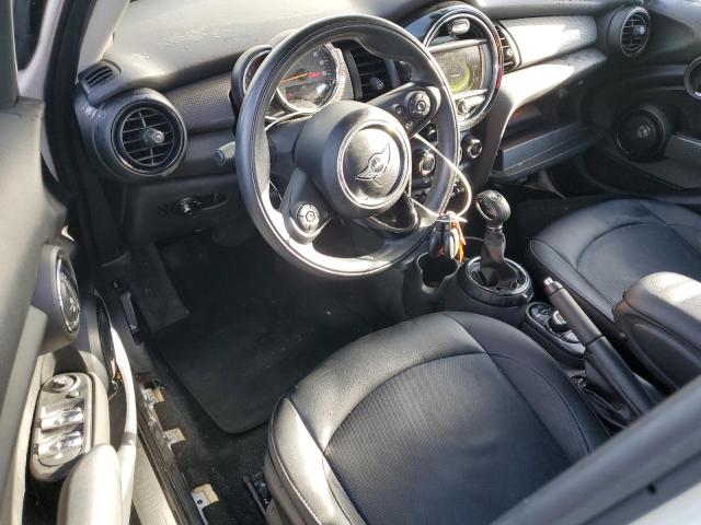 Снимка 8 от търг – 2015 MINI COOPER с VIN WMWXS5C59FT833653