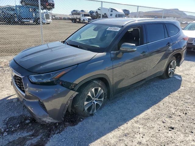 TOYOTA HIGHLANDER 2022 with VIN 5TDGZRAH4NS552148 - Photo from auction