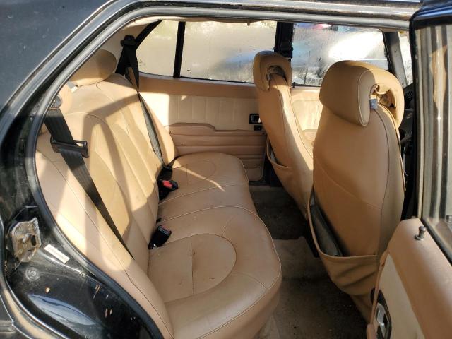 Photo 10 from auction – 1989 SAAB 900 with VIN YS3AT45L4K7014637