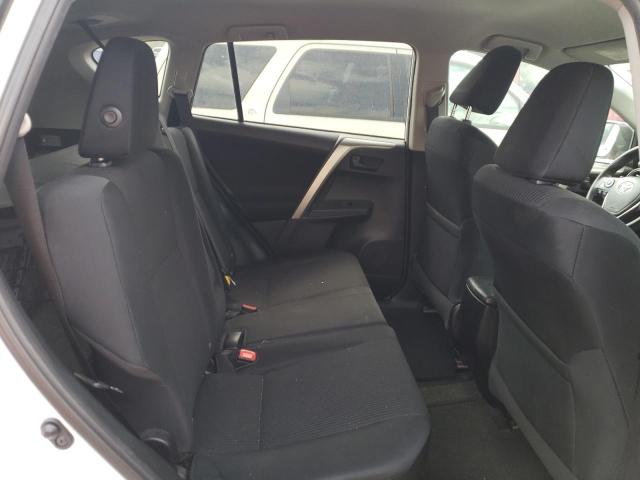 Photo 11 from auction – 2015 TOYOTA RAV4 LE with VIN 2T3BFREV4FW353796