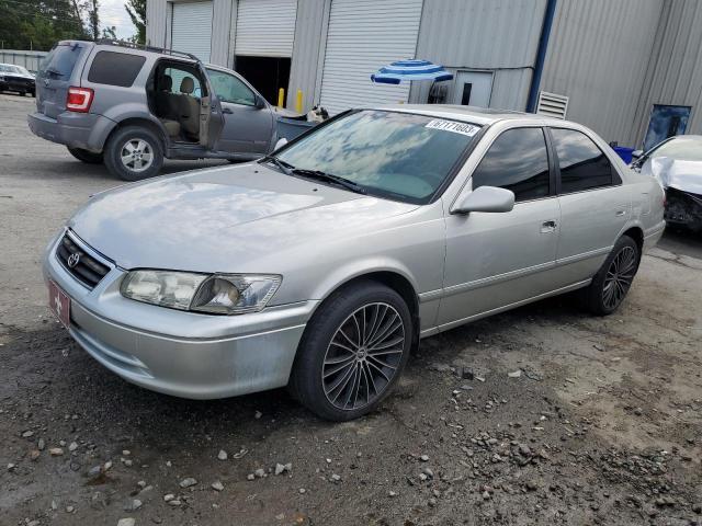 TOYOTA CAMRY LE 2001 with VIN 4T1BF28K01U127135 - Photo from auction