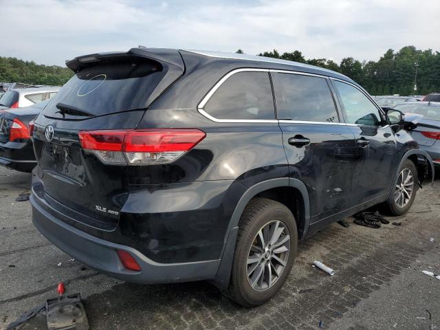 Photo 3 from auction – 2017 TOYOTA HIGHLANDER with VIN 5TDJZRFH5HS461747
