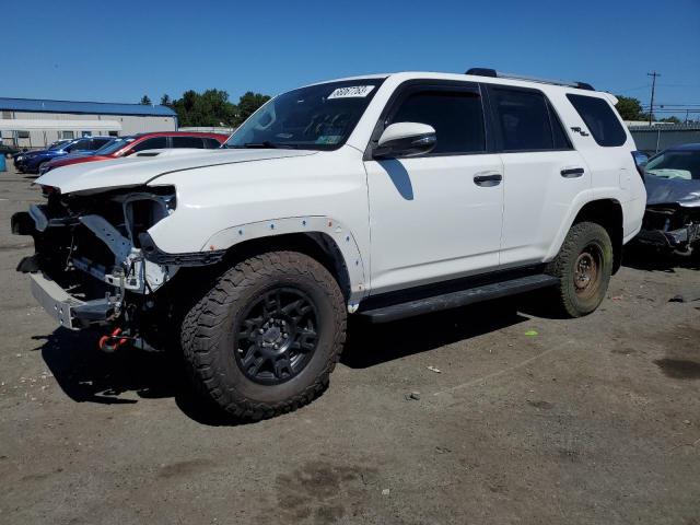 TOYOTA 4RUNNER SR 2018 with VIN JTEBU5JR2J5562506 - Photo from auction