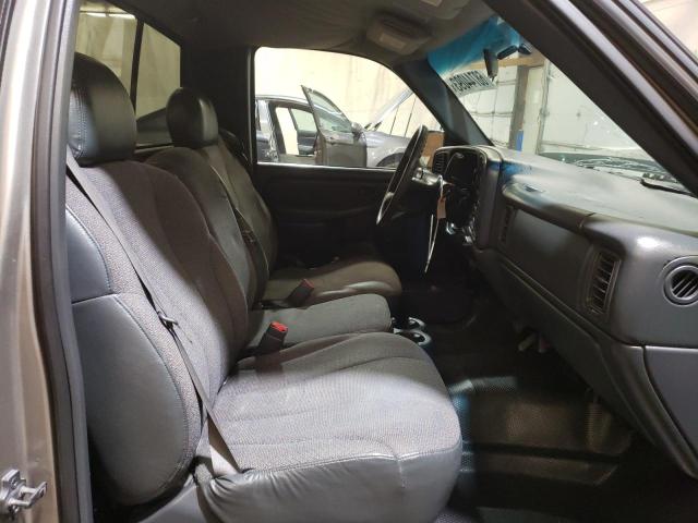 Photo 10 from auction – 2002 CHEVROLET SILVERADO with VIN 1GCEC14WX2Z229205
