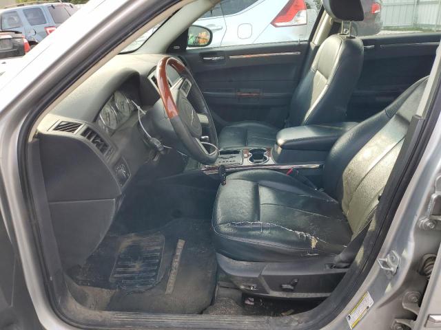 Photo 7 from auction – 2009 CHRYSLER 300 LIMITE with VIN 2C3KA33V59H565632