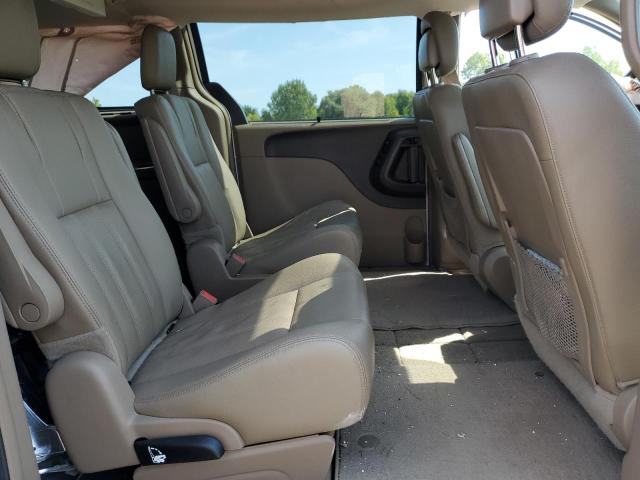Photo 11 from auction – 2016 CHRYSLER TOWN & COU with VIN 2C4RC1CG9GR166742