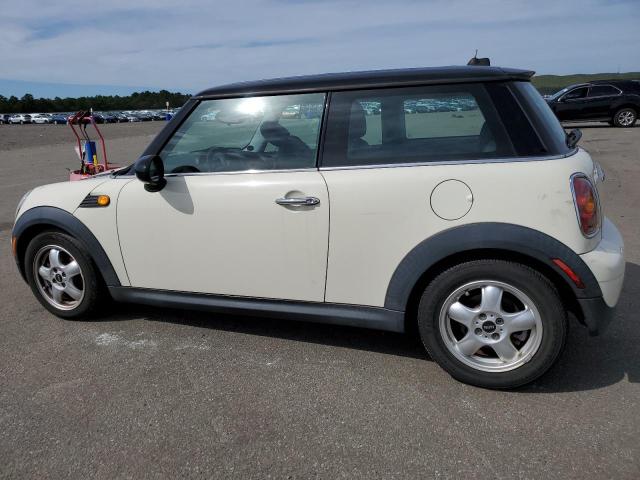 Photo 2 from auction – 2008 MINI COOPER with VIN WMWMF33548TT62090