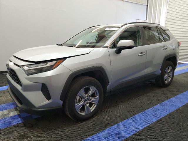 TOYOTA RAV4 XLE 2022 with VIN 2T3W1RFV7NW202142 - Photo from auction