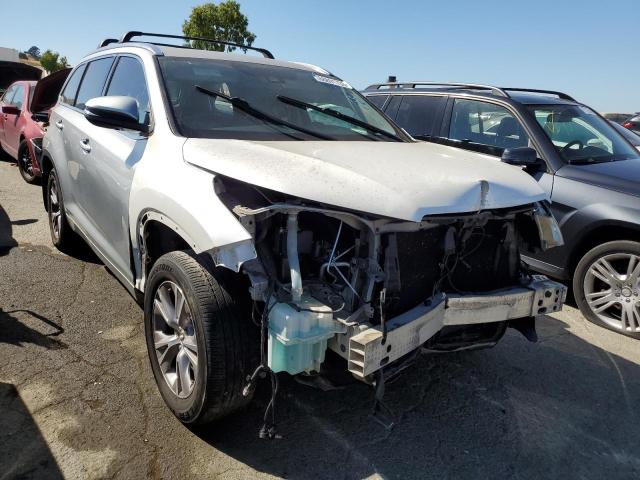 Photo 4 from auction – 2017 TOYOTA HIGHLANDER with VIN 5TDDZRFH4HS364083