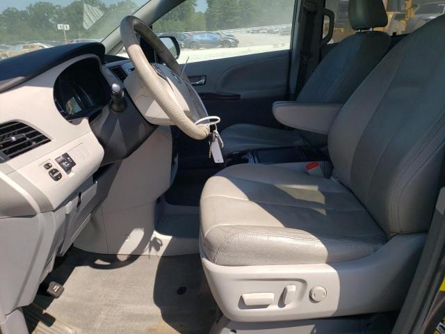 Photo 7 from auction – 2013 TOYOTA SIENNA XLE with VIN 5TDYK3DC2DS310818