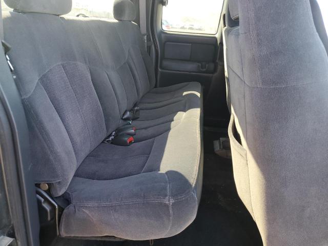 Photo 10 from auction – 2001 CHEVROLET SILVERADO with VIN 2GCEC19T611401798