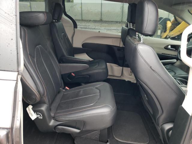 Photo 11 from auction – 2018 CHRYSLER PACIFICA T with VIN 2C4RC1BG6JR127504