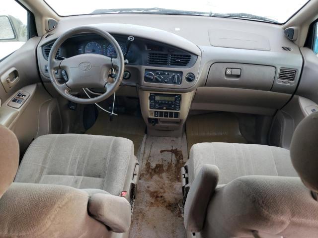 Photo 8 from auction – 2002 TOYOTA SIENNA LE with VIN 4T3ZF13C22U479022