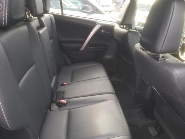 Photo 11 from auction – 2017 TOYOTA RAV4 LIMIT with VIN JTMDFREV8HD211427
