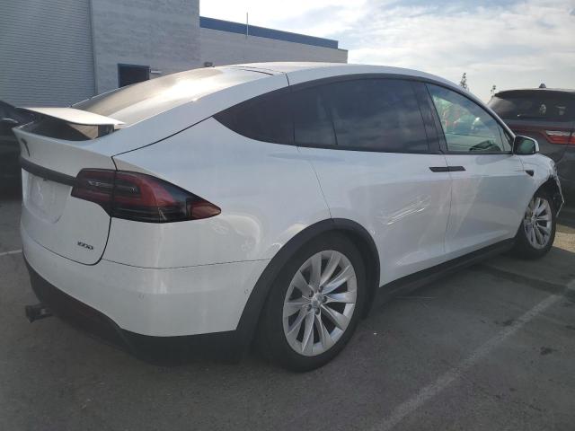 Photo 3 from auction – 2017 TESLA MODEL X with VIN 5YJXCBE24HF048030