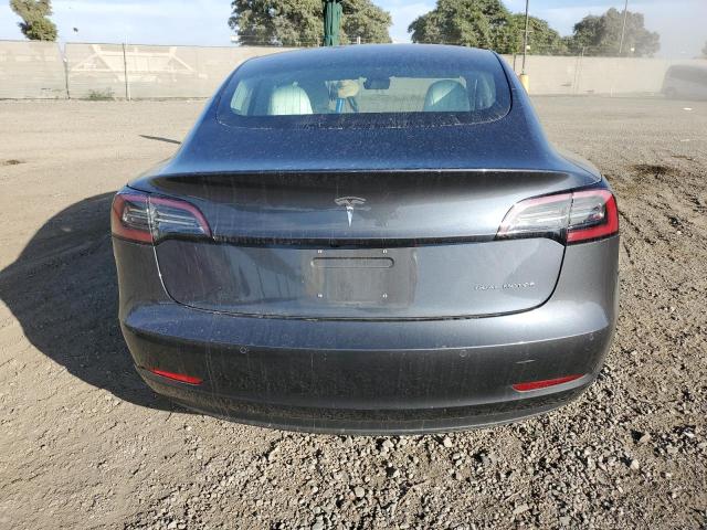 Photo 6 from auction – 2018 TESLA MODEL 3 with VIN 5YJ3E1EB5JF170159