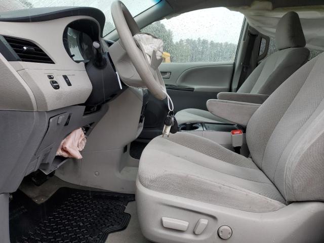 Photo 7 from auction – 2012 TOYOTA SIENNA LE with VIN 5TDJK3DC4CS048235
