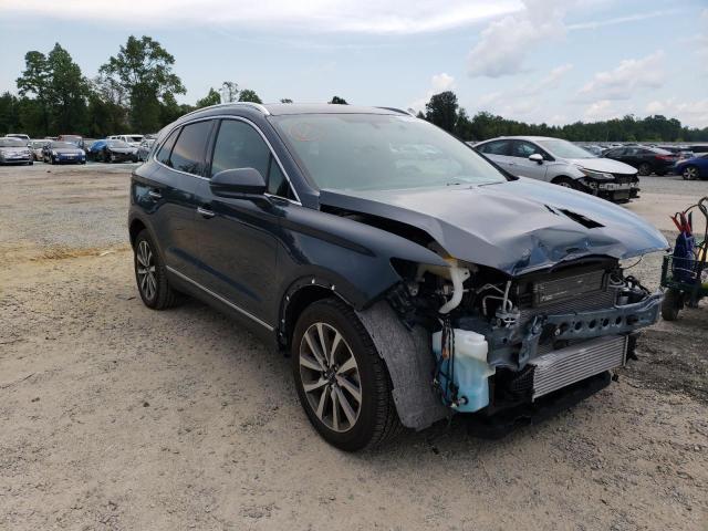 Photo 4 from auction – 2019 LINCOLN MKC RESERV with VIN 5LMCJ3C95KUL09912