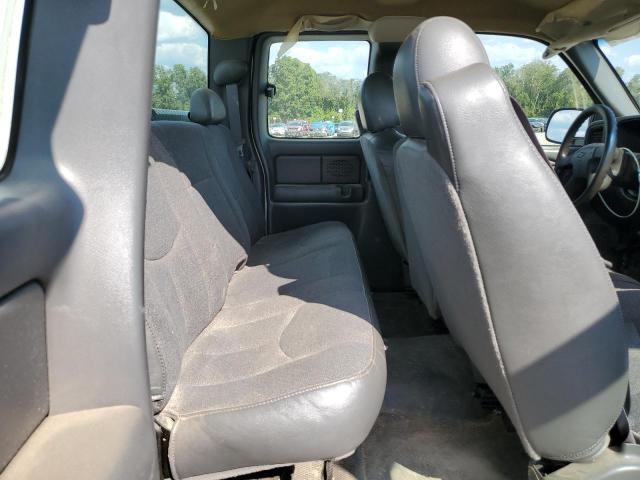 Photo 10 from auction – 2004 CHEVROLET SILVERADO with VIN 2GCEC19V441310518
