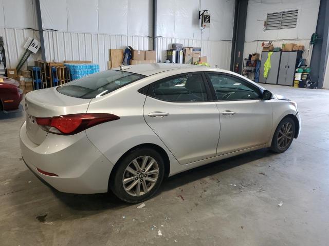 Photo 3 from auction – 2016 HYUNDAI ELANTRA SE with VIN 5NPDH4AE9GH661373