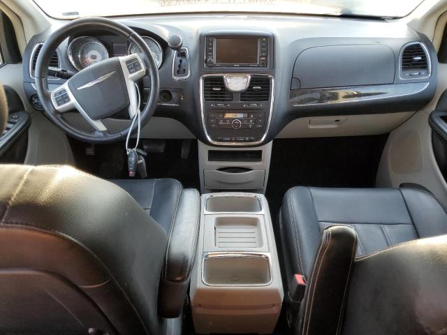 Photo 8 from auction – 2014 CHRYSLER TOWN & COU with VIN 2C4RC1BG2ER447831