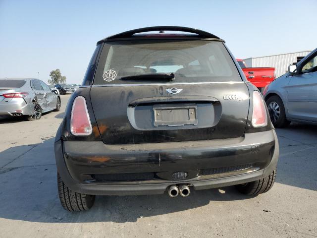 Photo 6 from auction – 2005 MINI COOPER S with VIN WMWRE335X5TG98592