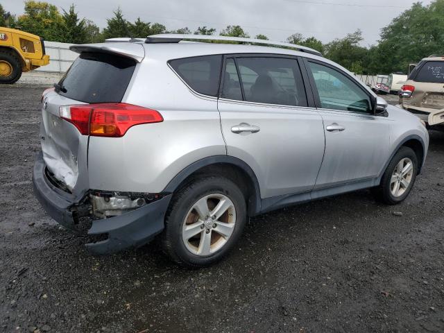 Photo 3 from auction – 2014 TOYOTA RAV4 XLE with VIN 2T3RFREV3EW159306