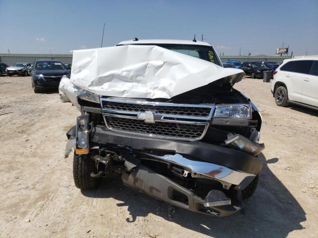 Photo 5 from auction – 2005 CHEVROLET SILVERADO with VIN 1GCHC23215F906214