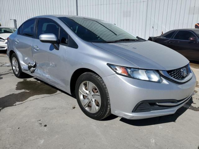 Photo 4 from auction – 2015 HONDA CIVIC LX with VIN 19XFB2F57FE065219