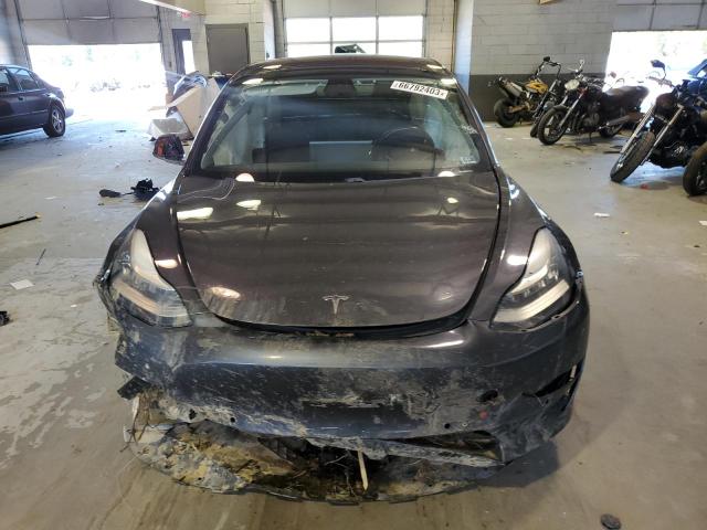 Photo 5 from auction – 2018 TESLA MODEL 3 with VIN 5YJ3E1EA8JF052629