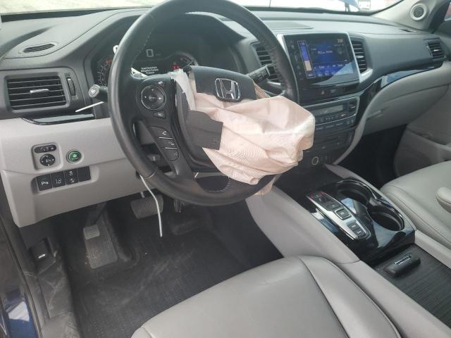 Photo 8 from auction – 2018 HONDA PILOT TOUR with VIN 5FNYF5H90JB023752