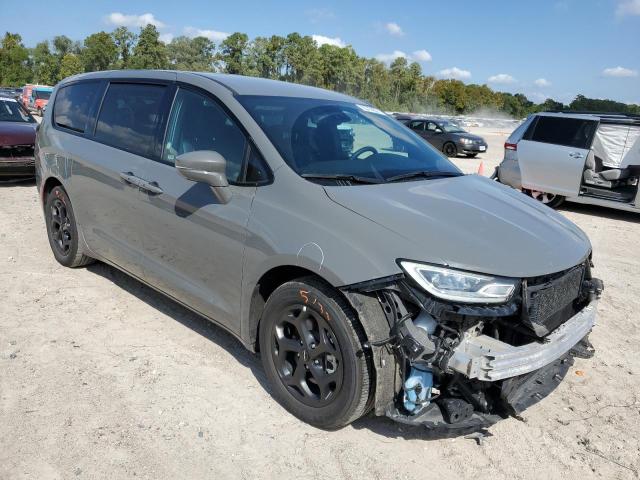 Photo 4 from auction – 2022 CHRYSLER PACIFICA H with VIN 2C4RC1L75NR173569