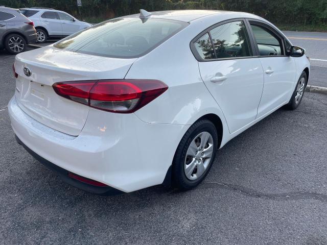 Photo 4 from auction – 2017 KIA FORTE LX with VIN 3KPFK4A78HE049067