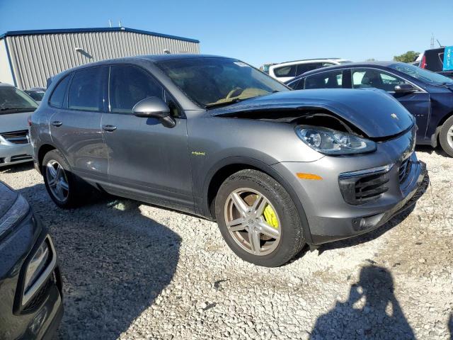 Photo 4 from auction – 2016 PORSCHE CAYENNE SE with VIN WP1AE2A21GLA58451