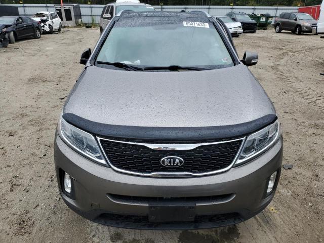 Photo 5 from auction – 2015 KIA SORENTO EX with VIN 5XYKUDA77FG600565