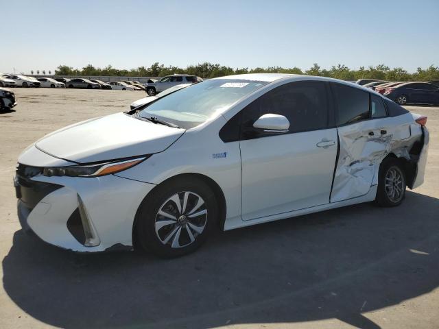 TOYOTA PRIUS PRIM 2018 with VIN JTDKARFP3J3102570 - Photo from auction