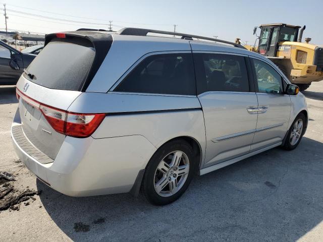 Photo 3 from auction – 2012 HONDA ODYSSEY TO with VIN 5FNRL5H94CB050596