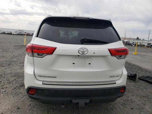 Foto 6 de la subasta – 2018 TOYOTA HIGHLANDER con VIN 5TDJZRFH9JS534060